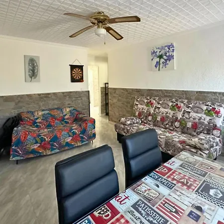 Casa Venus Salinas De 또레비에하